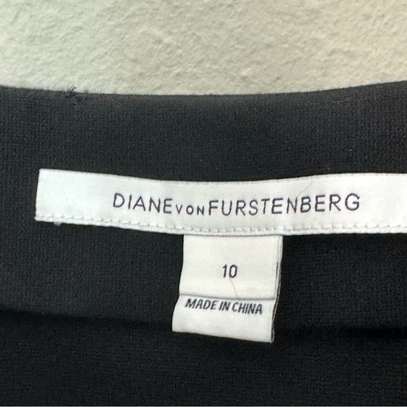 DIANE VON FURSTENBURG Mae Mikado Animal Print Pencil Skirt Wool Silk Knit Sz 10 - Picture 3 of 16